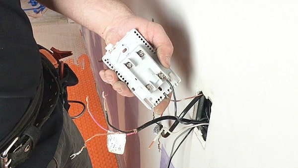 Schluter Thermostat Wiring Diagram from www.homerepairtutor.com